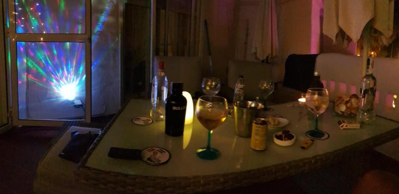 Malva Loca Apartment Benalmádena Exteriör bild
