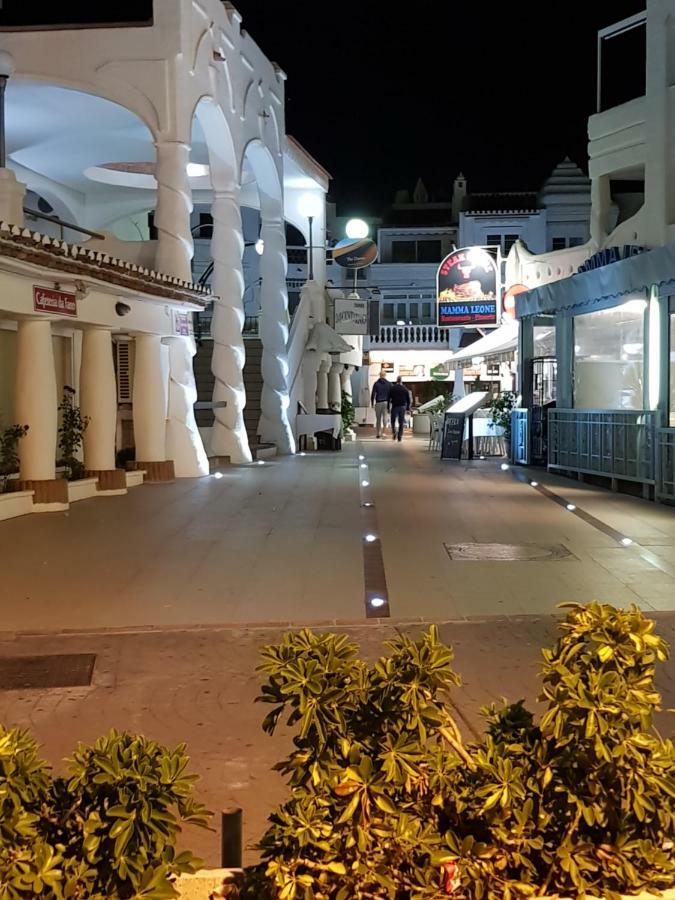 Malva Loca Apartment Benalmádena Exteriör bild
