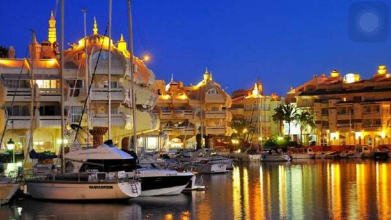 Malva Loca Apartment Benalmádena Exteriör bild
